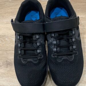 Propet Men's Black and Gray Sneakers